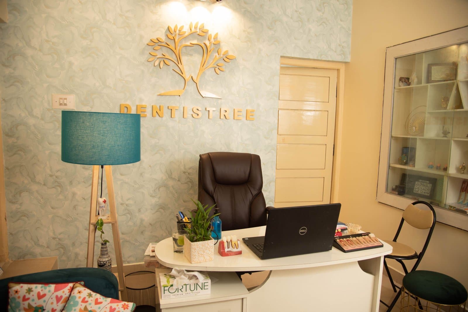 Dentistree Advanced Dental & Implant Center facility photo