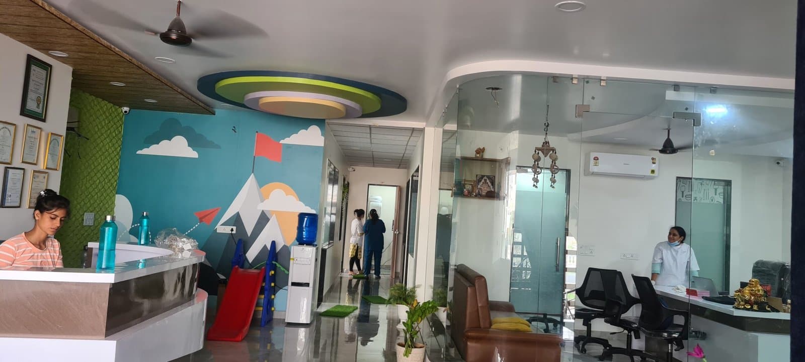 Jai Jinendra Dental Hospital facility photo